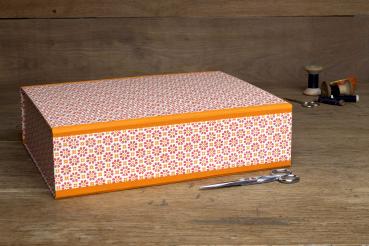 Box with lid handmade from Germany "Schreibweise"